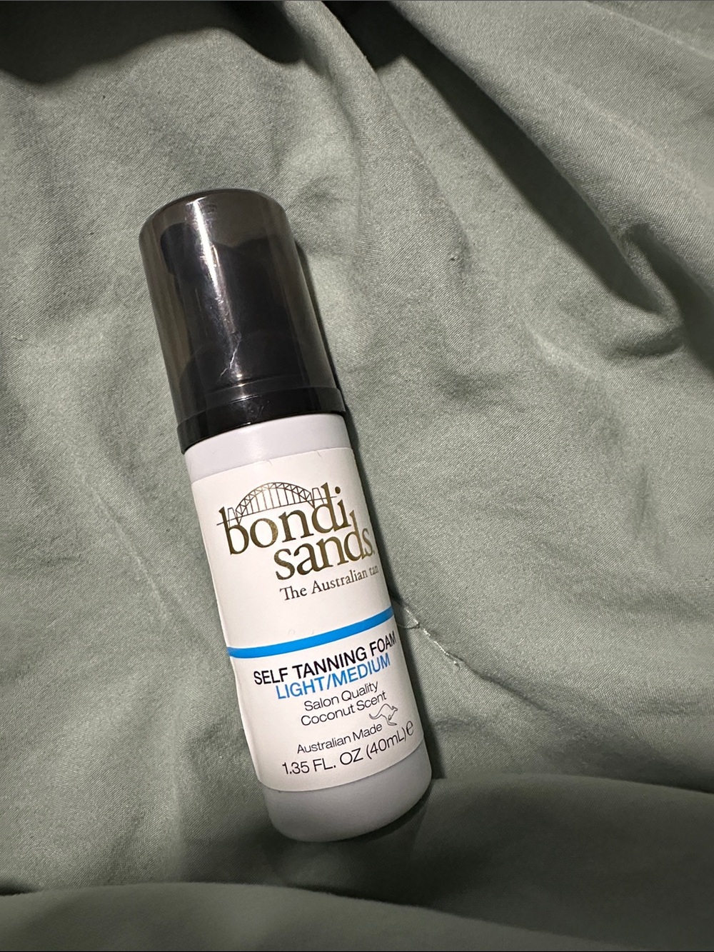 4/$15 Bondi sands self tanning foam - light / medium
